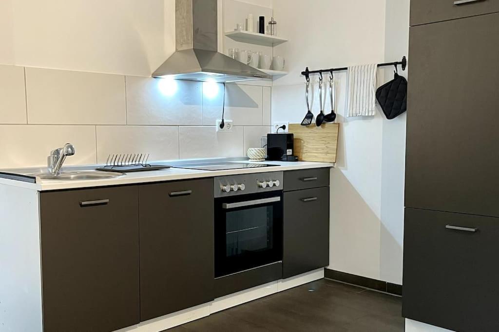 Gemuetliche Wohnung In Ruhigem Wohngebiet Ашаффенбург Экстерьер фото